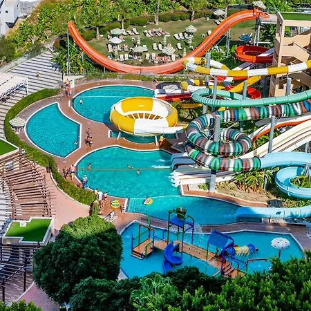 Gold City 2+1 Main Building Flat With Free Aquapark Alanya